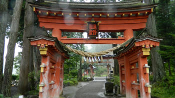 達谷窟毘沙門堂